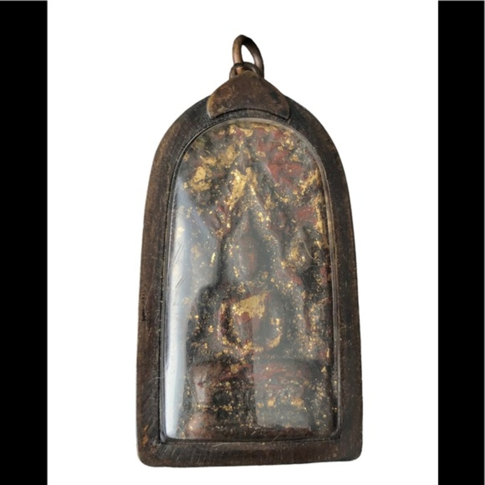 Buda Shrine Necklace 2 1/2”